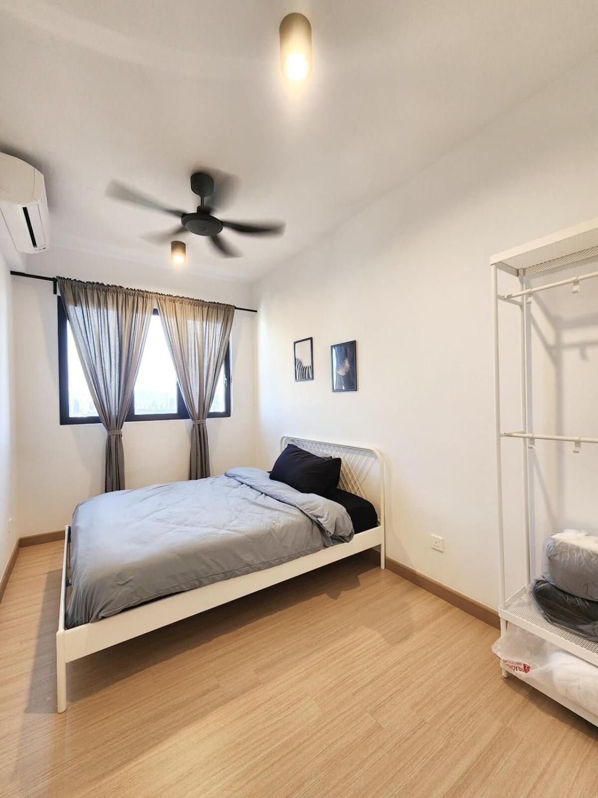 Pangsapuri New Unit Kuchai Sentral 2bedroom Wifi Parking *