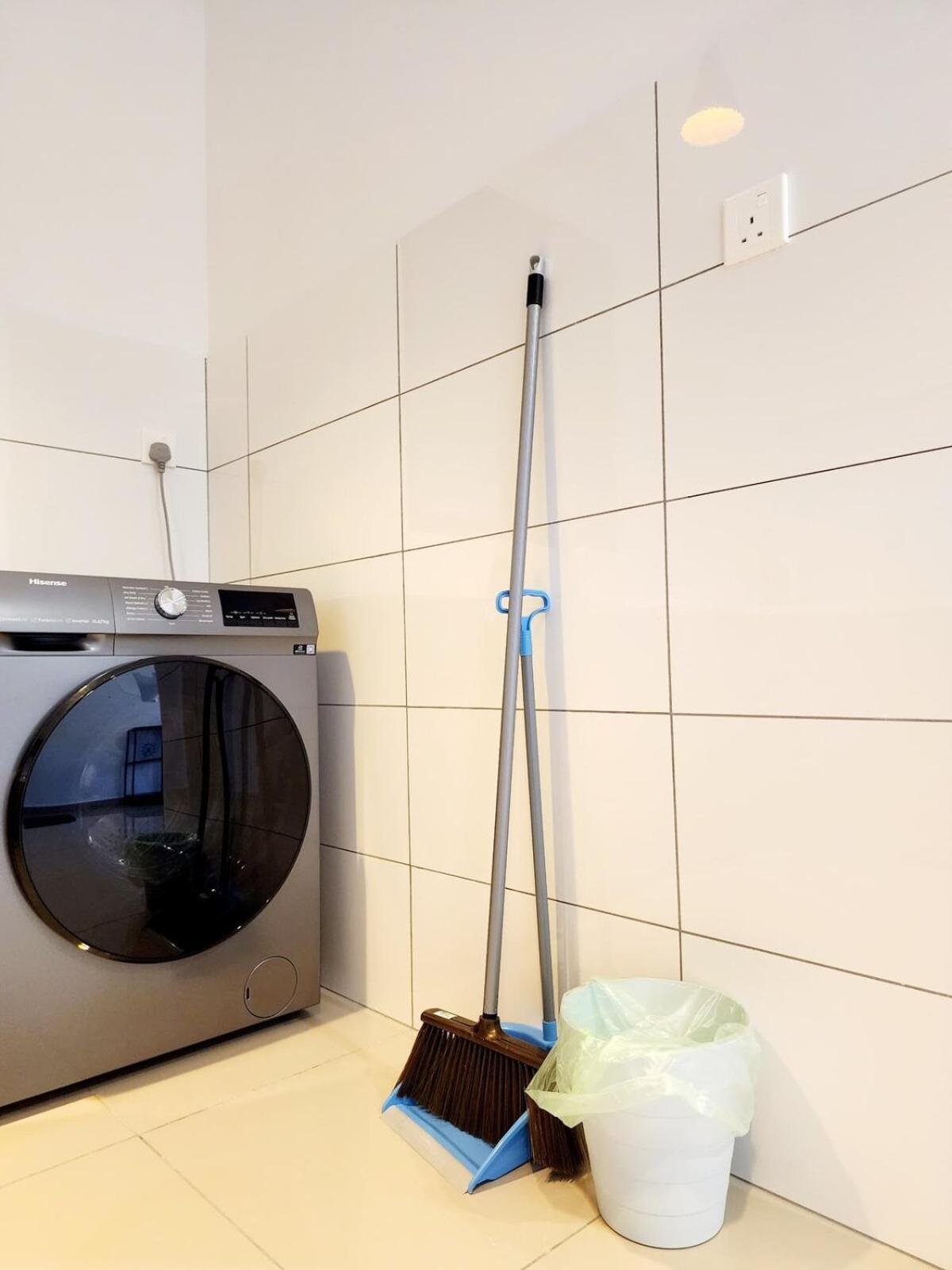 New Unit Kuchai Sentral 2bedroom Wifi Parking Pangsapuri *