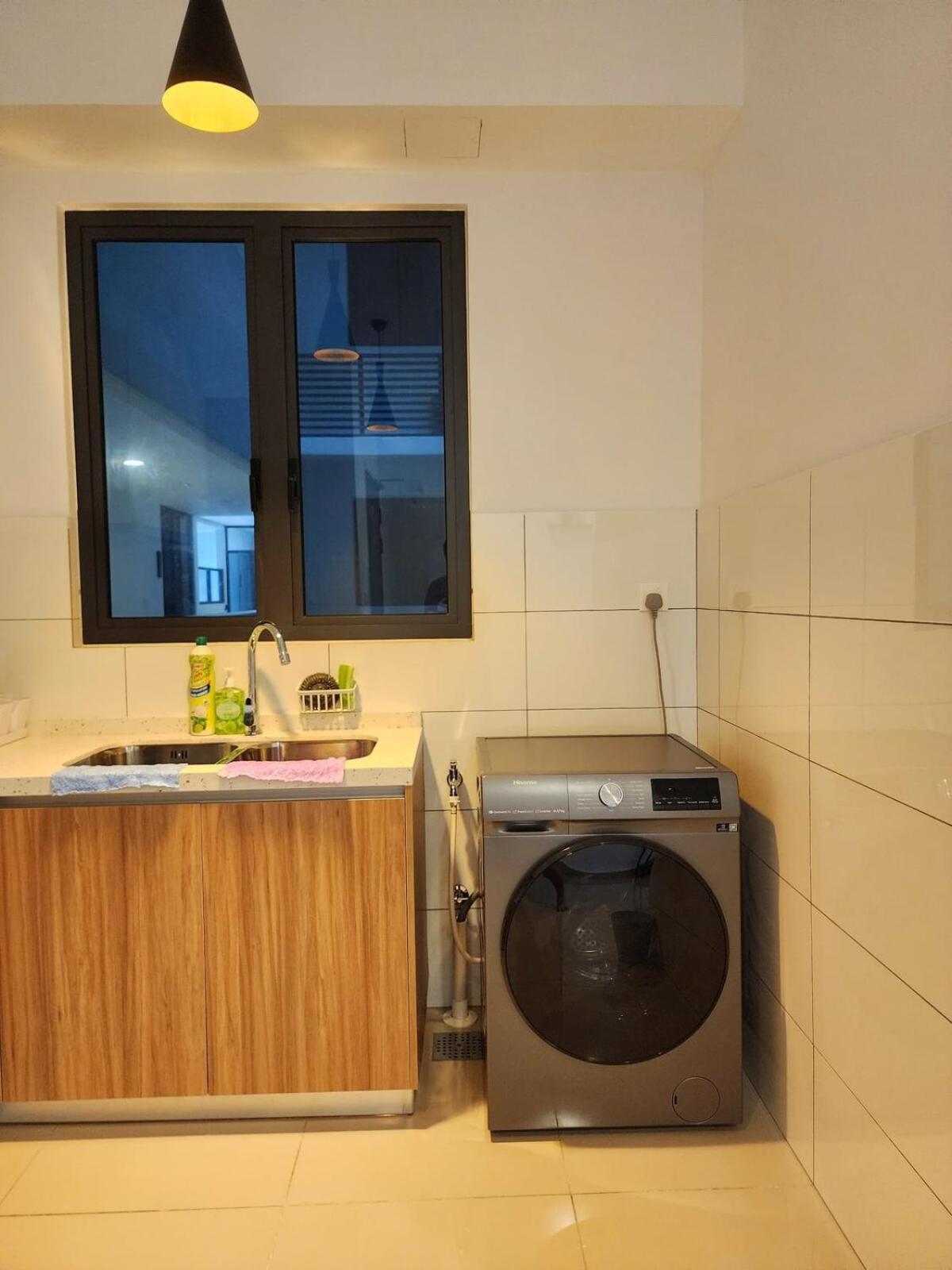 New Unit Kuchai Sentral 2bedroom Wifi Parking Pangsapuri Kuala Lumpur